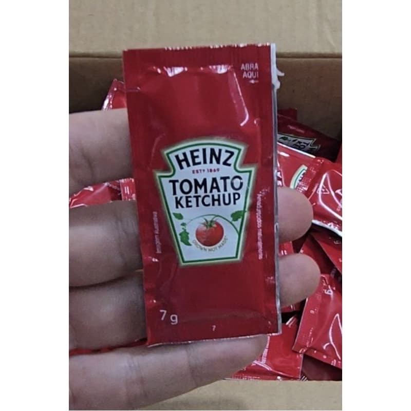 2 x caixas Ketchup Heinz em Sachê 7g Caixa 144 Unidades caixa lacrada TOTAL DE 2 X CAIXAS 288 SACHES